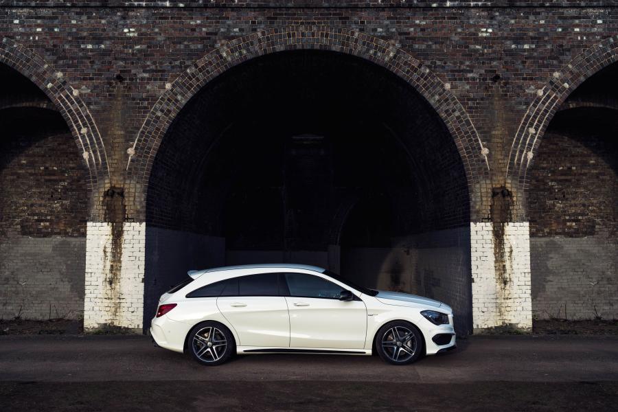  Mercedes-AMG CLA45 Shooting Brake 2015 года  (UK) (фото 6 из 30)